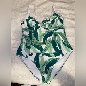 Collectif Playful Promises collab swimsuit GUC SIZE LARGE